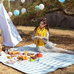 Blanket Waterproof Moisture-Proof Large Beach Portable <b>Foldable</b> Plaid Picnic Mat for Outdoor Trekking Travel Camping - Product Image 3