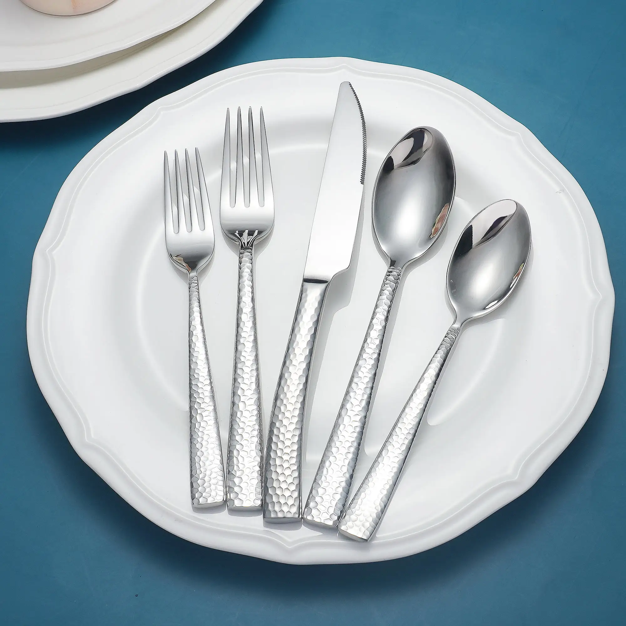 Kualitas tinggi Premium 18/10 baja tahan karat pisau tempa sendok dan garpu peralatan makan perak Set alat makan