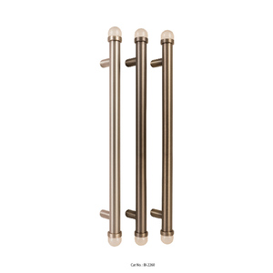 Superbe poignée de tirage en acier inoxydable pour portes par Bush Hardware – Quincaillerie de porte moderne, durable et de qualité supérieure - Product Image 3
