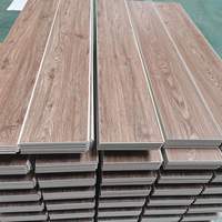Revêtement de sol en vinyle de luxe en bois mat imperméable