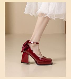 Chaussures à talons Mary Jane pour femmes, couleur bordeaux, avec nœud, talons hauts confortables à plateforme, style princesse, chaussures de mariée pour robe de mariée - Product Image 3