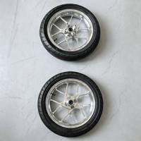 إطار مصنوع من الألومنيوم المطروق مقاس 14 بوصة طراز J14*MT2.5 و J14*MT3.0 من CST SC01 بدون أنبوب داخلي مع إطارات 90/90-14 و 120/70-14 لدراجات RTR Tuttio Yozma Razor EM5 Strike Heybike