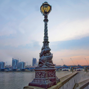 Tùy Chỉnh Ngoài Trời Vườn Công Viên Trang Trí Thiết Kế Mới Phong Cách Châu Âu Đúc Sắt Cổ Điển Đèn Đường Phố Cực - Product Image 4