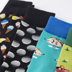 Chaussettes en coton alpaga puzzle hérisson personnalisé à pois de fabricant chinois - Product Image 4