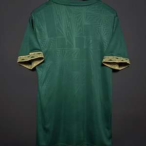 थोक फुटबॉल जर्सी जर्सी खिलाड़ी संस्करण ब्लैक गोल्ड जर्सी खिलाड़ी संस्करण प्रशंसक संस्करण शॉर्ट आस्तीन फुटबॉल सूट - Product Image 2