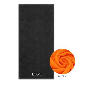 Serviette de sport en microfibre à séchage rapide avec logo personnalisé imprimé et pochette - Product Image 3