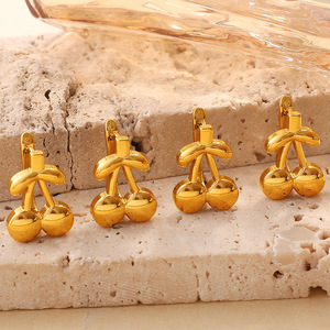 ต่างหูเชอร์รี่สแตนเลสสีทองสำหรับผู้หญิงเครื่องประดับแฟชั่น EH1262 - Product Image 3