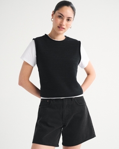 Leduo Customized Solid Black Textured Knitted Sleeveless Vest Women Crew Neck <b>Cropped</b> Layering Knit Tank <b>Top</b> Casual Daily - Product Image 1