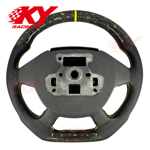 Accessoires intérieurs pour Ford Focus ST RS Mk3, volant personnalisé en fibre de carbone - Product Image 4