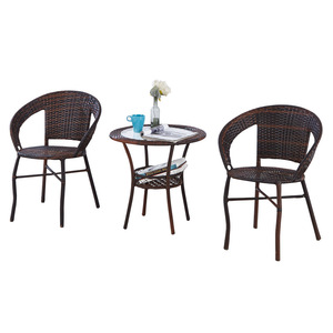 Ensemble de table basse <span class=keywords><strong>en</strong></span> <span class=keywords><strong>rotin</strong></span> de style néoclassique <span class=keywords><strong>en</strong></span> trois pièces pour la maison et les loisirs <span class=keywords><strong>en</strong></span> plein air - Table de balcon avec <span class=keywords><strong>fauteuil</strong></span> individuel et table à thé - Product Image 1