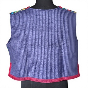 Chaqueta de Poliéster Bordada a Mano Estilo Kutchi, Multicolor, con Aplicaciones de Espejo, Prenda Tradicional de Primavera/Otoño para Mujer - Product Image 4