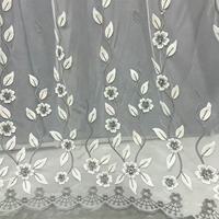 Rideau en tulle brodé de style européen, rideau en tulle floral 3D en relief, rideau de fenêtre à bord festonné pour salon