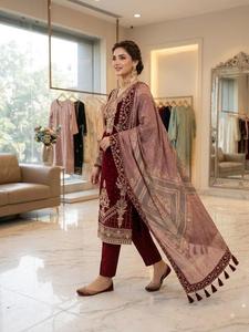 Conjunto de Vestido Étnico de Tres Piezas: Kurti Tradicional de Georgette con Bordado de Cordón, Pantalones Palazzo y Dupatta Coordinada - Product Image 5