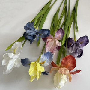 Venta al por mayor PU blanco azul <span class=keywords><strong>Iris</strong></span> Artificial flor Real Touch 59cm <span class=keywords><strong>Iris</strong></span> para casa restaurante fiesta decoración <span class=keywords><strong>Iris</strong></span> para decoración de escritorio - Product Image 2