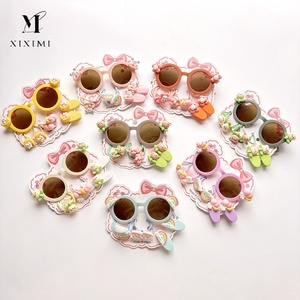 Vente chaude enfants bébé filles <span class=keywords><strong>petit</strong></span> ours lunettes de soleil épingle à cheveux bandeau 7 pièces ensembles enfants UV400 nuances mignon lunettes de soleil - Product Image 1