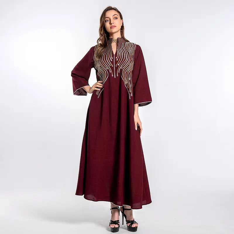 Abito da donna musulmano Vestido lungo Vestido ricamato da donna islamico Burqa di nuovo Design