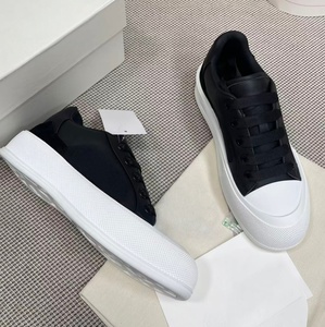 รองเท้าสเก็ตบอร์ด McQueenes Deck Low-top - รองเท้าผ้าใบลำลองพื้นหนาแบบ High-top สำหรับผู้ชายและผู้หญิงในสไตล์เดียวกัน - Product Image 6
