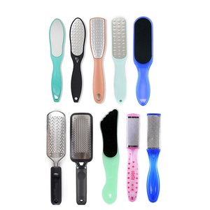 Kit de Pedicura Portátil de Acero Inoxidable Rosa al por Mayor, Lima y Raspador para Eliminar Callosidades, Personalizado para Mejorar la Piel y Eliminar Piel Muerta - Product Image 6