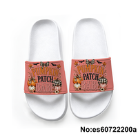 Sandal Geser Hantu Halloween Sepatu Slip-On Hitam dengan Cetakan Buku Mantra Labu untuk Wanita dan Pria