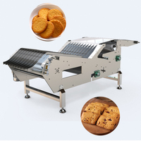Empileur de biscuits en acier inoxydable de haute qualité et machine d'organisation de nourriture décontractée
