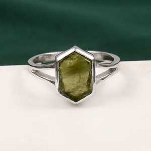 Boho Malachite Bague En Argent Sterling Vintage À La Main Pierres Précieuses Déclaration Unique Artisan Bijoux Pour Femmes - Product Image 1