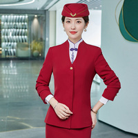 Ensemble de veste, chemise et jupe sur mesure de couleur bleu, rouge et noir classiques pour l'équipage de cabine de compagnie aérienne, hôtesse de l'air, uniforme de stewardess
