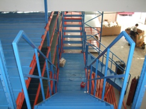 Nhà Máy Sản Xuất EBILMETAL Tùy Chỉnh Tầng Lửng Kệ Nền Tảng Thép Công Nghiệp Cho Kho Lưu Trữ - Product Image 5