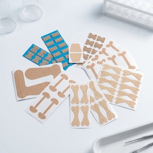 Kit <span class=keywords><strong>de</strong></span> Manucure et Pédicure Professionnel <span class=keywords><strong>de</strong></span> Haute <span class=keywords><strong>Qualité</strong></span> pour la Correction des <span class=keywords><strong>Ongles</strong></span> des Pieds : <span class=keywords><strong>Pince</strong></span> Redresseuse et Autocollant Correcteur - Product Image 1