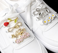 En gros Dames Accessoires De Décoration De Chaussures En Métal Doré Charme De Lacet Personnalisé