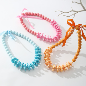 Gioielli Hawaiani all'Ingrosso, <span class=keywords><strong>Collane</strong></span> Artigianali con <span class=keywords><strong>Perline</strong></span> in <span class=keywords><strong>Legno</strong></span> e Ciondoli Floreali in Argilla Colorata, Gioielli in Stile Spiaggia Tropicale - Product Image 1