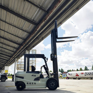 Высокопроизводительный промышленный электрический вилочный погрузчик для склада, сертифицированный по ISO9001 и CE - Product Image 1