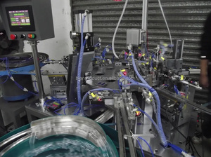 Máy Lắp Ráp Dao Cạo Dùng Một Lần, Máy Lắp Ráp Dao Cạo Dùng Một Lần - Product Image 4