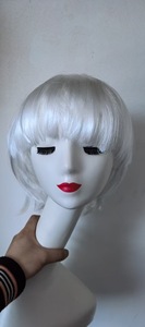 من المصنع مباشرة بوب شعر مستعار قصير ملون للطلاب والحفلات - Product Image 6