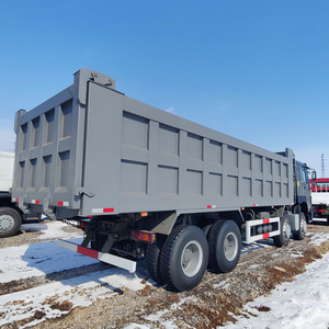 Camión Volquete Sinotruk HOWO Gris de 8x4 y 400HP para Transporte de Materiales de Construcción en Minas - Product Image 6