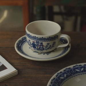 <span class=keywords><strong>Tasse</strong></span> en céramique exquise de style anglais vintage, conte de fées, pour le petit-déjeuner, le lait, le jus, le café - Product Image 5