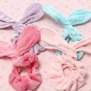 Diadema de Felpa con Orejas de Conejo y Logotipo Personalizado, para Lavar la Cara, Maquillaje, Spa, para Mujeres - Product Image 1