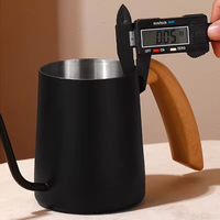 Cafetière manuelle en acier inoxydable avec poignée en bois, pot à café domestique à bec fin, ustensile à café, pot à oreilles suspendues