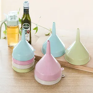 Herramientas de cocina portátiles, embudo para dispensar líquidos y aceite, embudos de plástico reutilizables, embudo de aceite líquido para el hogar, suministros de laboratorio - Product Image 1