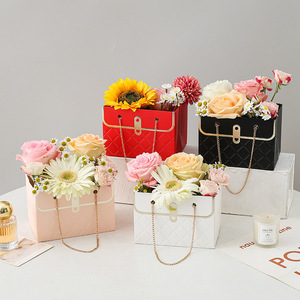 Aierflorist - Cajas de Papel Cuadradas Plegables Hechas a Mano, Cajas de Cartón para Flores con Cadena - Product Image 1