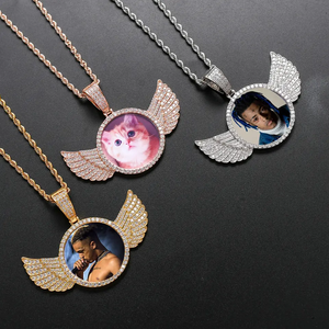 Venta al por mayor DIY creativo chapado en oro <span class=keywords><strong>corazón</strong></span> marco colgante collar personalizado foto privada conmemorativa amantes tesoro circón - Product Image 1