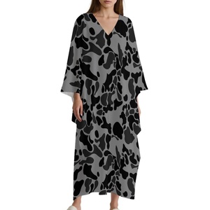 Caftano Kimono da Spiaggia <span class=keywords><strong>con</strong></span> Stampa Camouflage Viola, Vestito <span class=keywords><strong>Lungo</strong></span> Maxi Boho Fluido <span class=keywords><strong>con</strong></span> Scollo <span class=keywords><strong>a</strong></span> V e <span class=keywords><strong>Maniche</strong></span> <span class=keywords><strong>a</strong></span> <span class=keywords><strong>Pipistrello</strong></span>, Taglie Forti, per Vacanze - Product Image 4