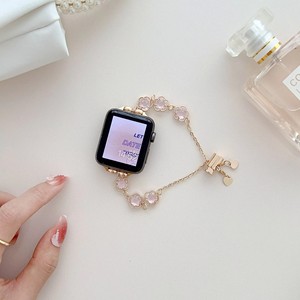 <span class=keywords><strong>Bracelet</strong></span> en métal avec perles de luxe pour <span class=keywords><strong>Apple</strong></span> <span class=keywords><strong>Watch</strong></span> 41 mm 45 mm 49 mm, <span class=keywords><strong>bracelet</strong></span> pour femme pour iWatch Series 9 <span class=keywords><strong>8</strong></span> 7 6 SE 5 4 3 - Product Image 1