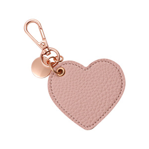 سلاسل مفاتيح جلدية جديدة بالجملة قابلة للطباعة والنقش، حلقات مفاتيح جلدية مخصصة على شكل قلب مع زخرفة معدنية - Product Image 5