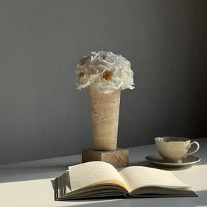Vaso di fiori <span class=keywords><strong>in</strong></span> <span class=keywords><strong>pietra</strong></span> <span class=keywords><strong>naturale</strong></span> personalizzato fatto a mano fioriera <span class=keywords><strong>in</strong></span> erba per casa Hotel e camera ufficio arredo vaso <span class=keywords><strong>in</strong></span> <span class=keywords><strong>pietra</strong></span> di travertino <span class=keywords><strong>naturale</strong></span> - Product Image 3