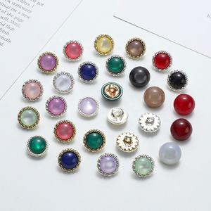 <span class=keywords><strong>Botones</strong></span> de camisa de tela de mujer de alta calidad de 18L, vástago de Metal de aleación de Zinc lavable, cierres de camisa de lujo coloridos al por mayor - Product Image 3