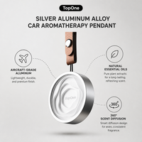 Diffuseur de parfum pour voiture TopOne en alliage d'aluminium de luxe avec sangle en cuir marron premium et cœur poreux 3D OEM