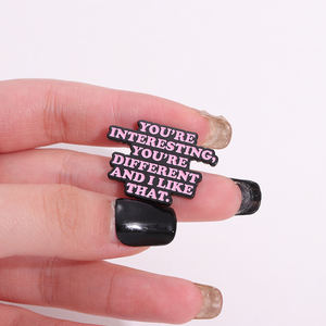 Inspirerende Grappige Brief Tekst Emaille Broche Metalen Badge Citaten Rugzak Kleding Accessoires Cadeau - Product Image 4