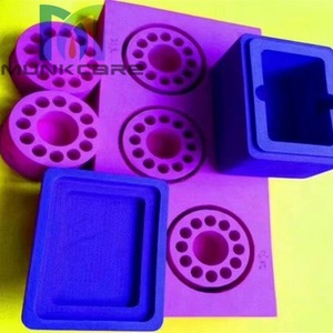 ของเล่นอาบน้ำรูปทรงฟองน้ำหลากสีสันสำหรับเด็ก มีหลายขนาดให้เลือก - Product Image 4