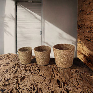 Wholesale Eco-Friendly Woven Round Straw Hotel Sea Grass Medium and <b>Plants</b> Multifunction Storage <b>Basket</b> <b>for</b> Home - Product Image 3