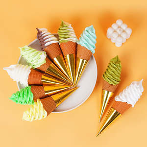 Modelo de cono de helado simulado con forma de antorcha, camión de bebidas frías para mercado nocturno, decoración de postres y helados, accesorio fotográfico realista - Product Image 3
